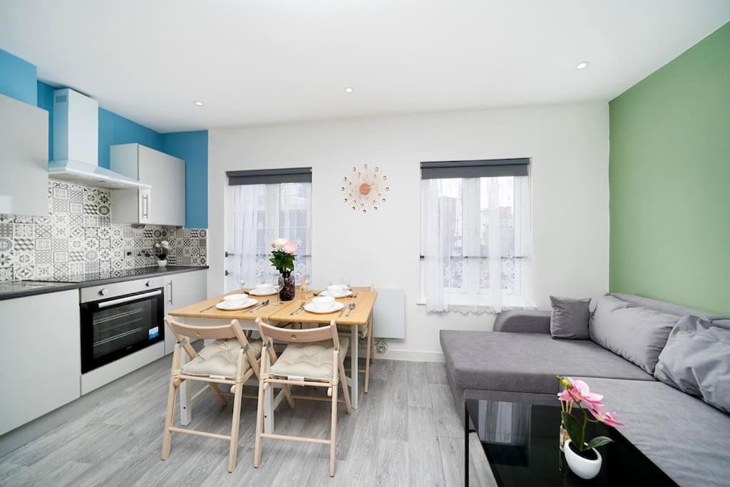 לונדון Soho Apartments F4 מראה חיצוני תמונה